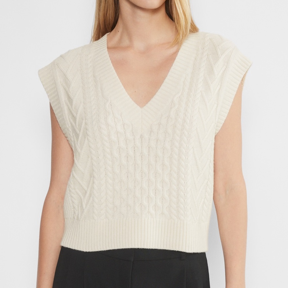Aritzia Babaton Emporia 100% Merino Wool Sweater Vest Fisherman Cable Knit Small